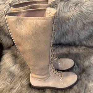 CECELIA NEW YORK Tiny Elegant Beige & Tan Boots Size 9